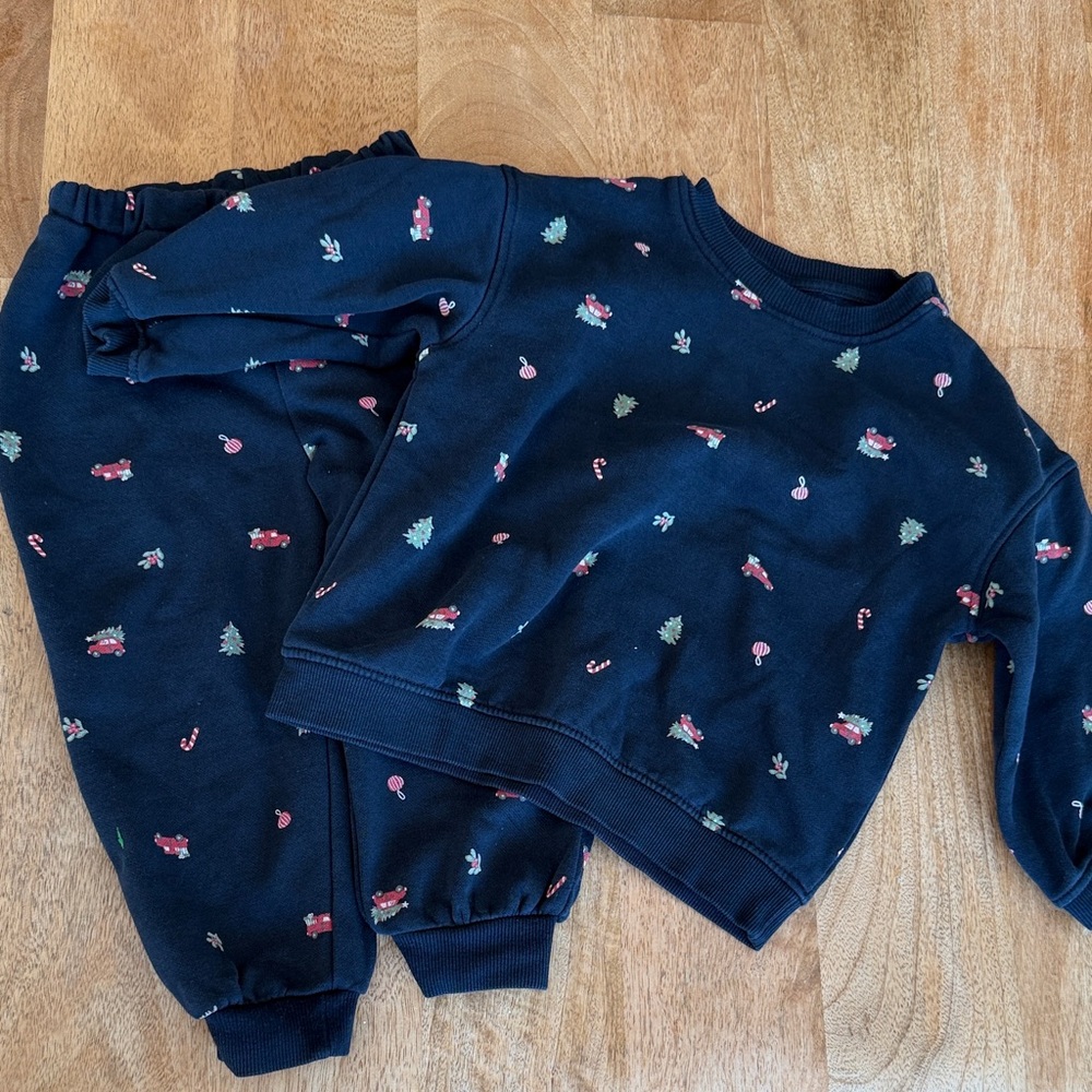 H&M Navy Blue Holiday Sweatshirt Set with Festive Motifs